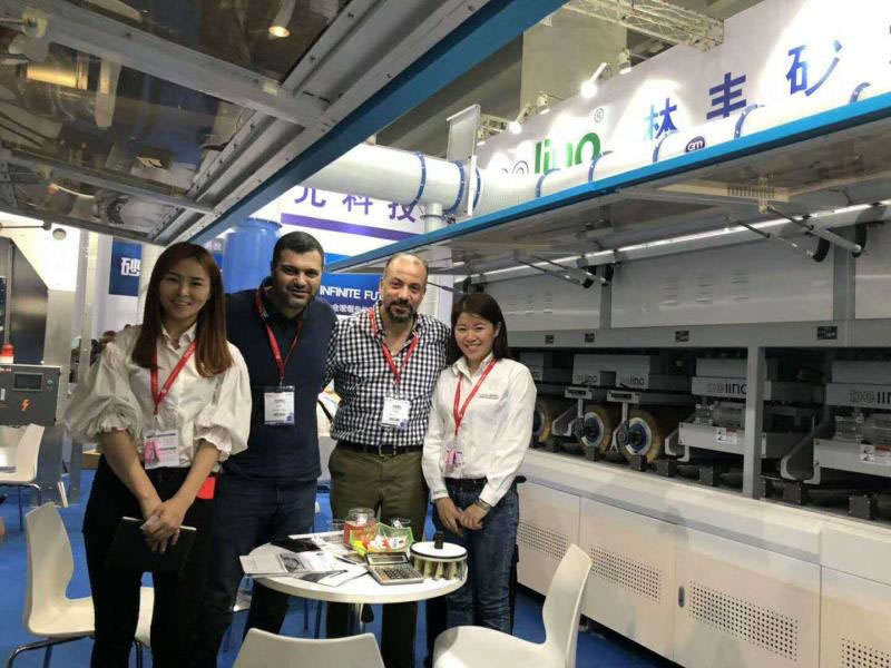 客戶合影 (6).jpg